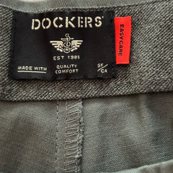 Dockers Men's Grey Slim Fit Signature Khaki Stretch Pants, Size 36W x 29L - Picture 11 of 16